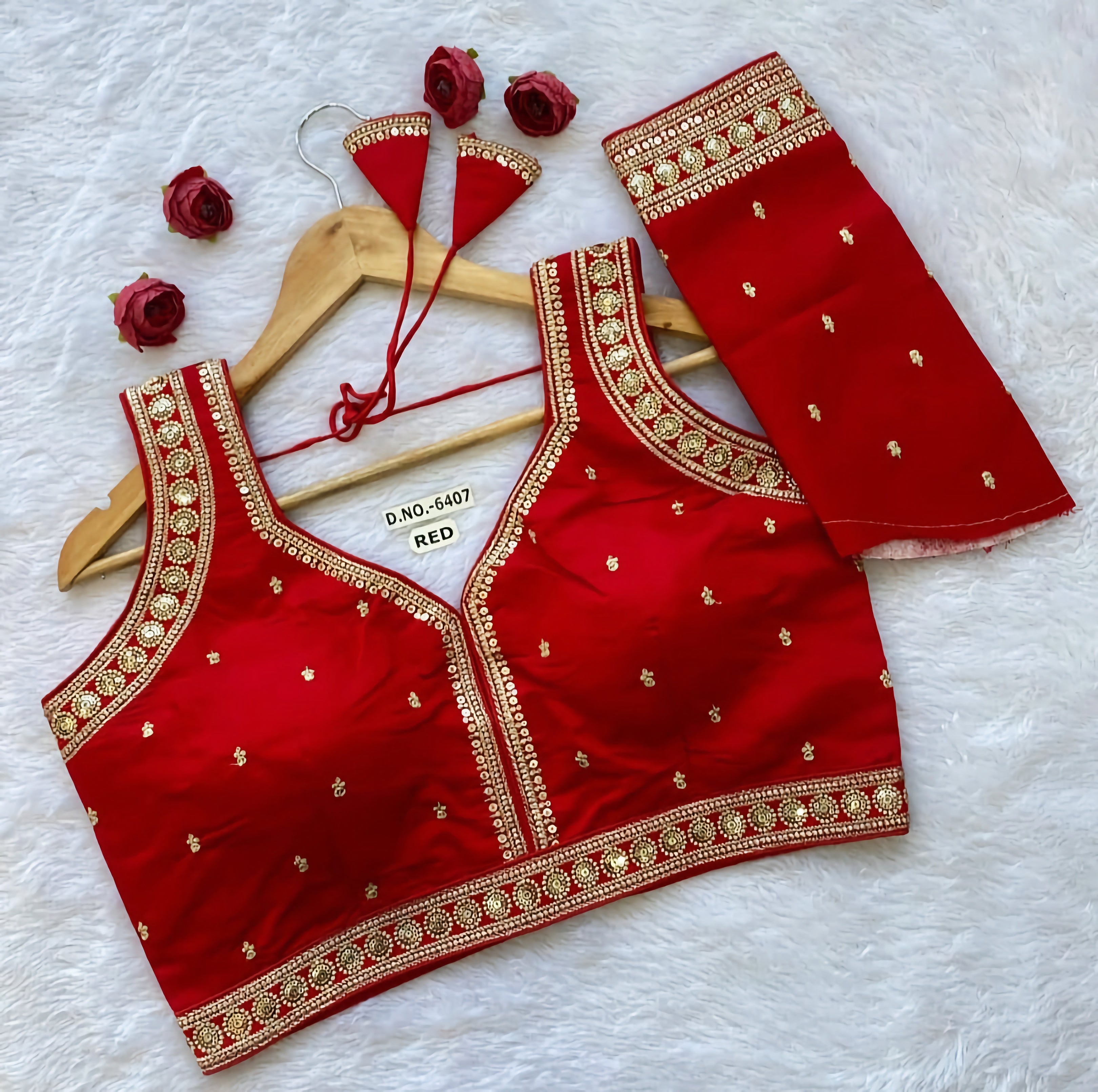 Slub Silk Saree Blouse | Gold Sequin Circular Medallion Border & Buti Work